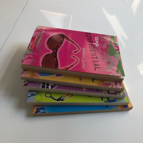 SET of 5 - Camp Confidential books - Picture 11 of 11